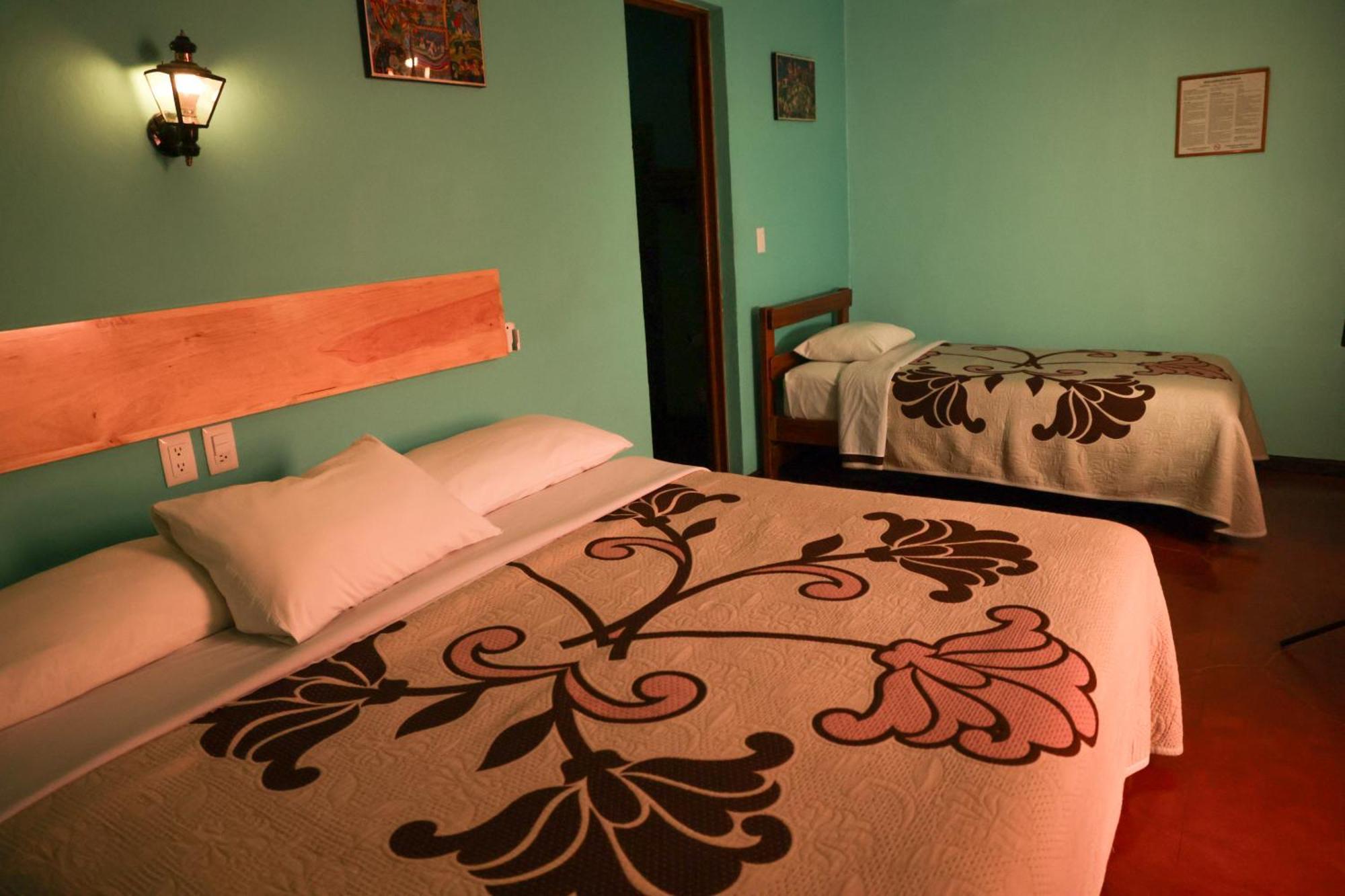 Hotel Las Golondrinas Oaxaca Exteriör bild